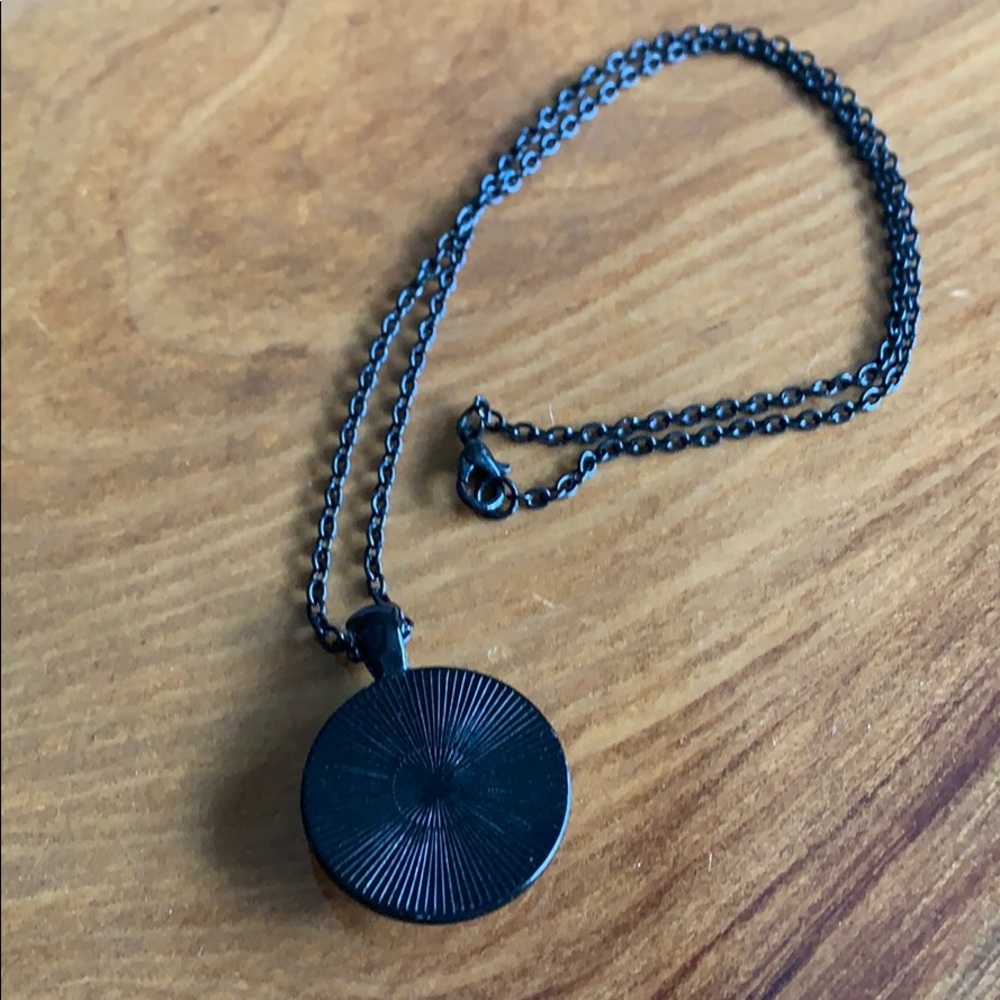 Necklace - Picture 4 of 6